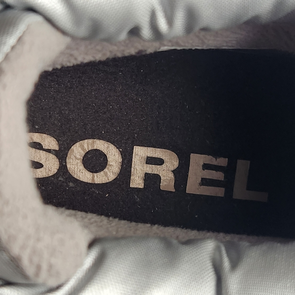 SOREL Women’s Out N About Puffy Bootie Size 9.5 Silver Waterproof Insulated - Picture 9 of 9